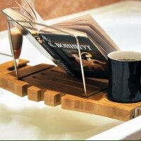 Столик-подставка в ванную для чтения книг